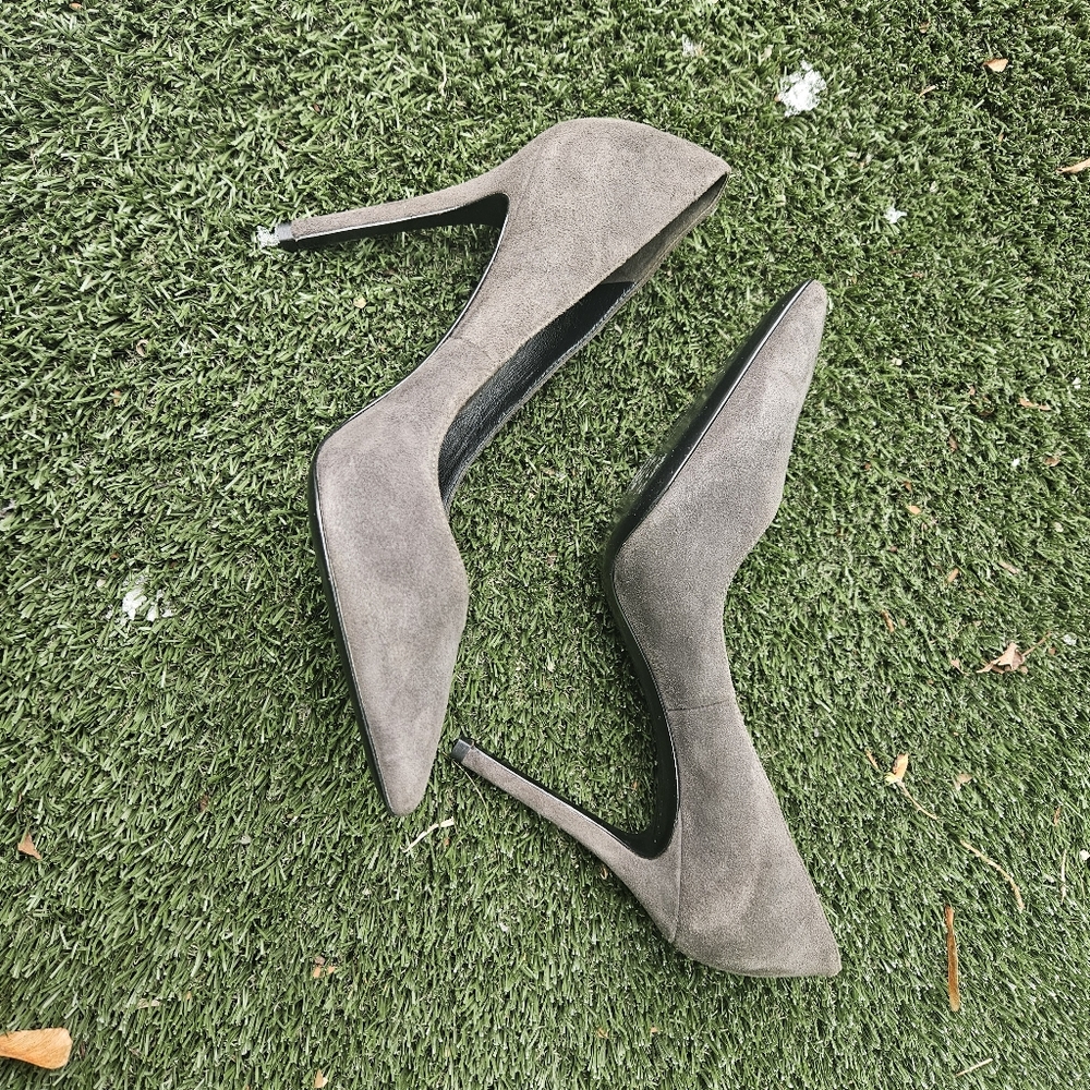 Stella Luna Suede Grey Heels - Picture 12 of 12